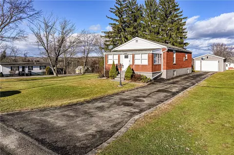 1938 Gay Ave, Greensburg, PA 15601