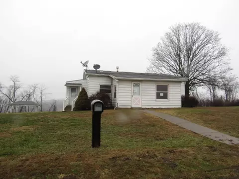 163 Poplar Rd, Avella, PA 15312