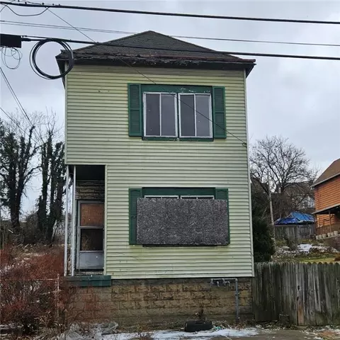 314 Corey Ave, Braddock, PA 15104 photo 4