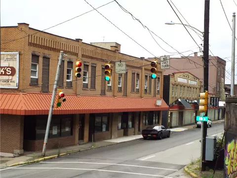 559 Schoonmaker, Monessen, PA 15062