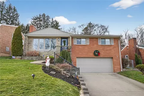 821 Bethany Dr, Pittsburgh, PA 15243