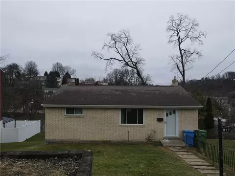 977 Vallevista St, Pittsburgh, PA 15234