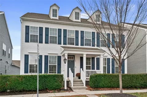 307 Harlequin St, Cranberry Township, PA 16066