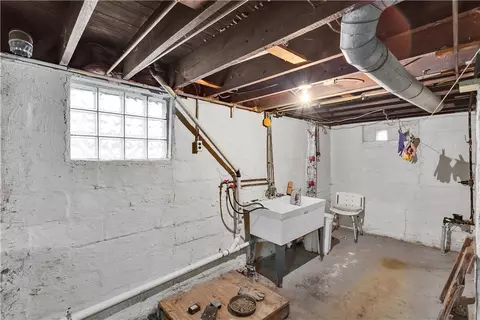 Other - 324 Beech St, Vandergrift, PA 15690 photo 4 of 7