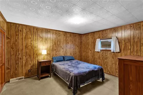 Bedroom - 324 Beech St, Vandergrift, PA 15690 photo 1 of 5