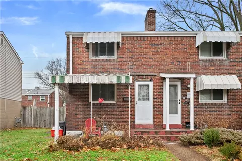 17 Rheams Ave, Pittsburgh, PA 15202