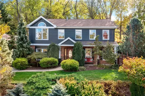 173 Slatewood Ct, Bethel Park, PA 15102