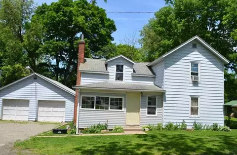 332 Lessig Rd, Leechburg, PA 15656