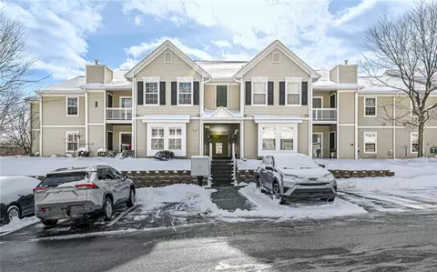 1201 Lenox Oval, Ross, PA 15237