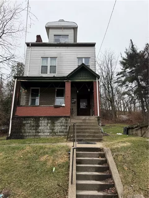 1123 Buente St, Pittsburgh, PA 15212