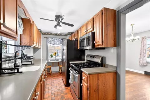Kitchen - 112 Heathmore Ave, Pittsburgh, PA 15227 photo 5 of 5