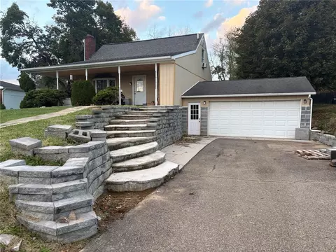 2859 Grandview Dr, Allison Park, PA 15101