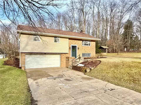 173 James St, Beaver Falls, PA 15010