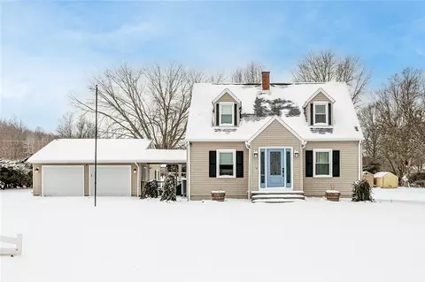 399 Irishtown Rd, Grove City, PA 16127