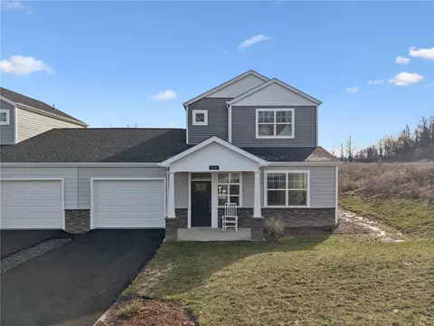 2219 Lebanon Dr, Mckeesport, PA 15135