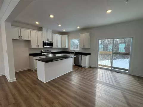 Kitchen - 182 Lockheed Dr, PA 15108 photo 1 of 2