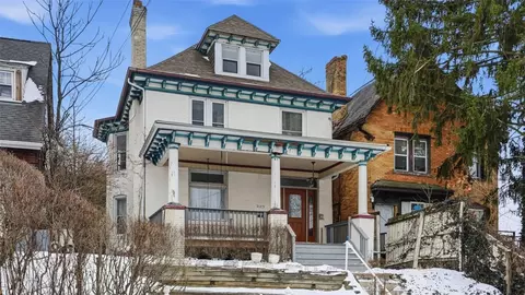 2129 Vodeli St, Pittsburgh, PA 15216