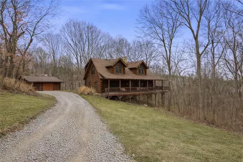 70 Economy Grade Rd, Coraopolis, PA 15108