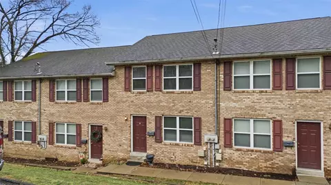 329 Glaser Ave #C, Pittsburgh, PA 15202