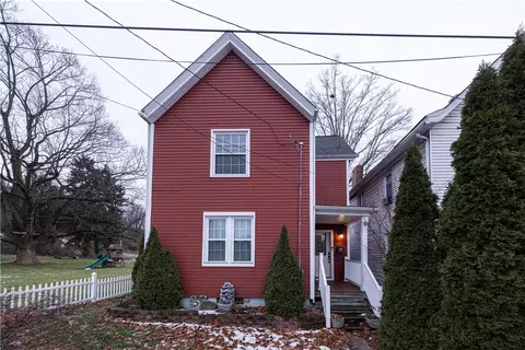 306 Chicago Ave, Elizabeth, PA 15037