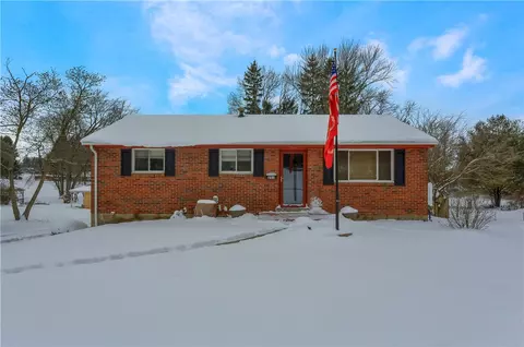 203 Mulberry Ln, Slippery Rock, PA 16057