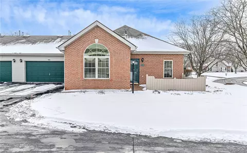 5138 Polo Fields Dr, Gibsonia, PA 15044