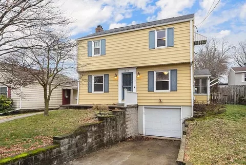 1686 2nd St, Beaver, PA 15009