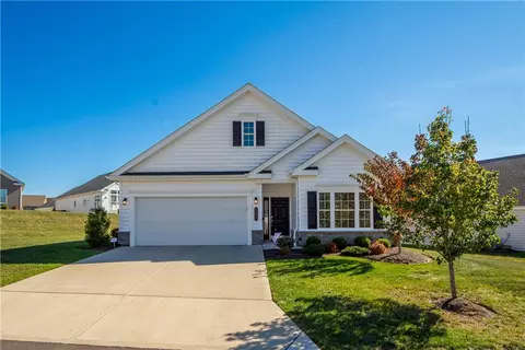 152 Liberty Blvd, Canonsburg, PA 15317