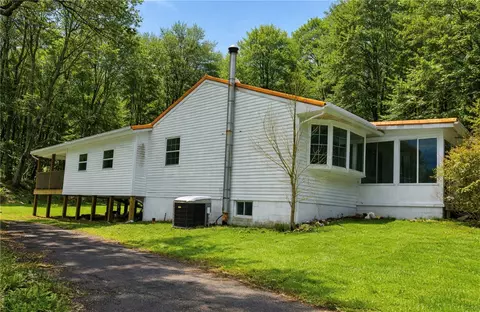 455 Adrian Sherrett Rd, Adrian, PA 16210