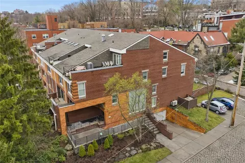 5742 5th Ave #304, Pittsburgh, PA 15232