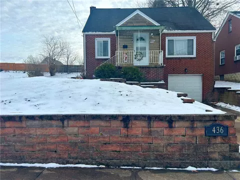 436 Ridge Ave, Springdale, PA 15144