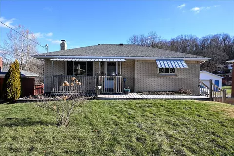 37 Overhill Dr, Monessen, PA 15062