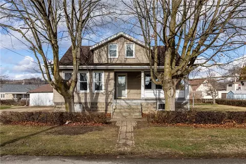 1109 Graham St, Belle Vernon, PA 15012