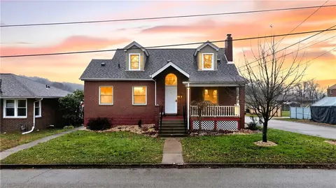 402 Ekin St, Elizabeth, PA 15037