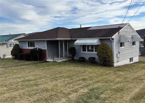 306 W 1st St, Rural Valley, PA 16249