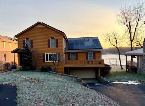 728 Latonka Dr, Mercer, PA 16137