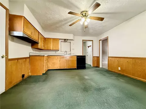 Living - 1126 Penn Ave, Vandergrift, PA 15690 photo 1 of 9