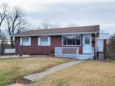 901 Columbus Dr, Aliquippa, PA 15001