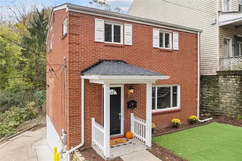 6 Tunstall St, Pittsburgh, PA 15207