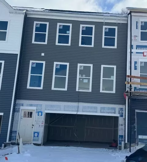 762 Olivia St, Pittsburgh, PA 15205