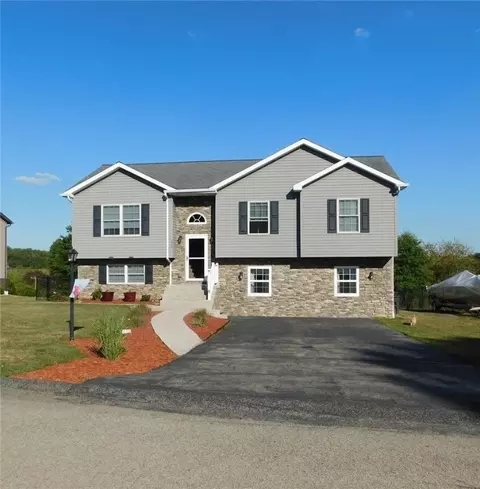 309 Shagbark Rd, Grindstone, PA 15442