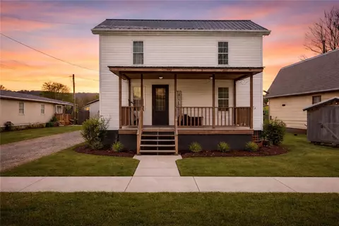 117 Erie St, Polk, PA 16342