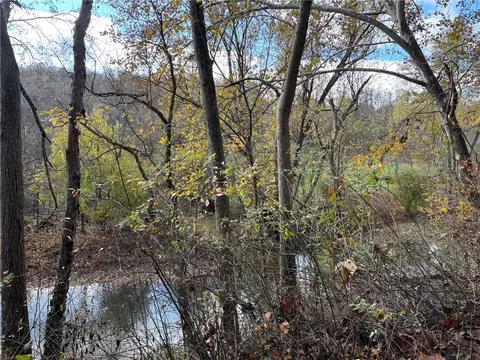 116 New Hill Rd, Grindstone, PA 15442