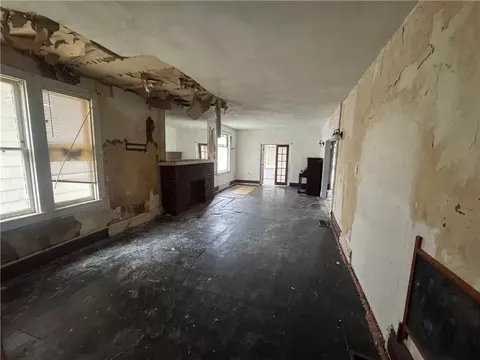 Living - 166 Grant Ave, Vandergrift, PA 15690 photo 1 of 1