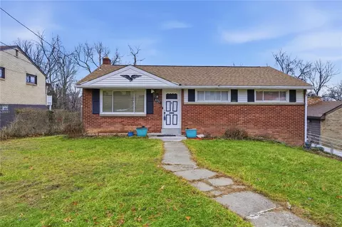 4923 Leona Dr, Pittsburgh, PA 15227