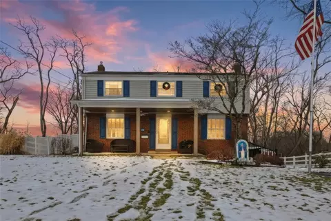 650 Galway Dr, Bethel Park, PA 15102