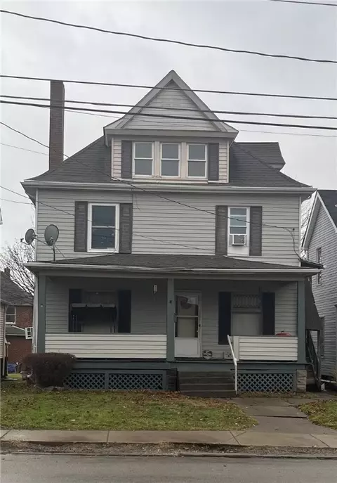 224 Fourth St, Ellwood City, PA 16117
