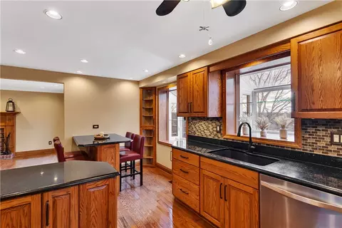 210 Gotham Ln, Monroeville, PA 15146 photo 10