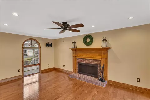210 Gotham Ln, Monroeville, PA 15146 photo 14