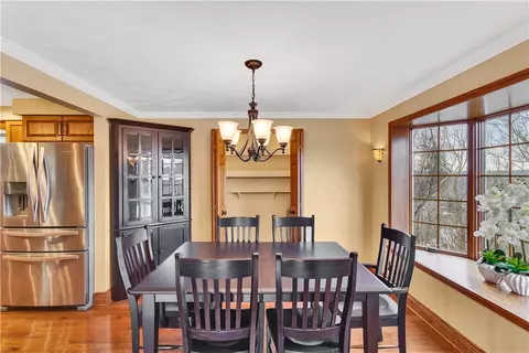 210 Gotham Ln, Monroeville, PA 15146 photo 9